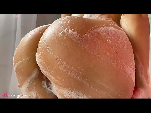 ❤️ Brunette Masturbates Pus karo Vibrator kanggo Intens Orgasme ing Shower ️ Video seks ing kita% jv.porn-impact.ru% ﹏